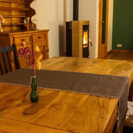 Apartment Grüne Auszeit Mit Kaminofen Und Terrasse