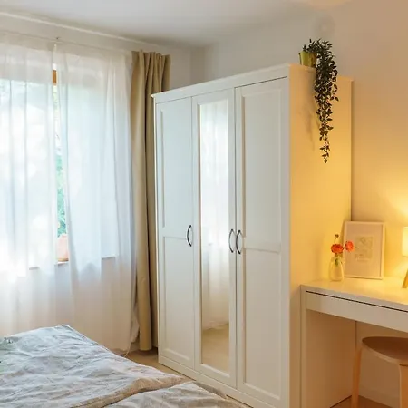 Apartment Grüne Auszeit Mit Kaminofen Und Terrasse Waldachtal